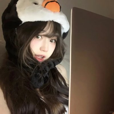 与鹦鹉同住